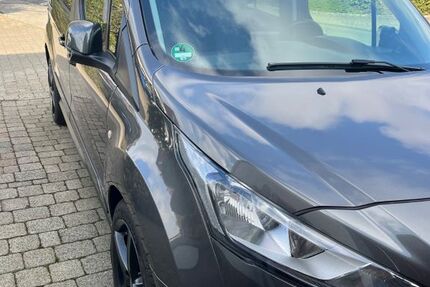 Ford Grand Tourneo 81.000 km 19.400 &euro; Münster 48163