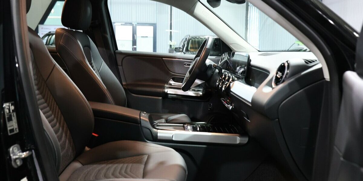 Mercedes-Benz GLB 200 d 4MATIC PROGRESSIVE-LINE SPORT WIDE 40.000 km 38.333 &euro; Hamm 59077