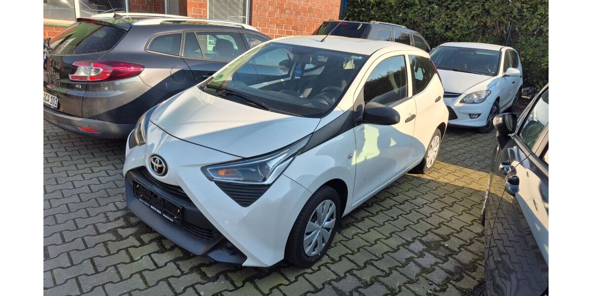 Toyota Aygo (X) 71.522 km 7.999 &euro; Senden 48308