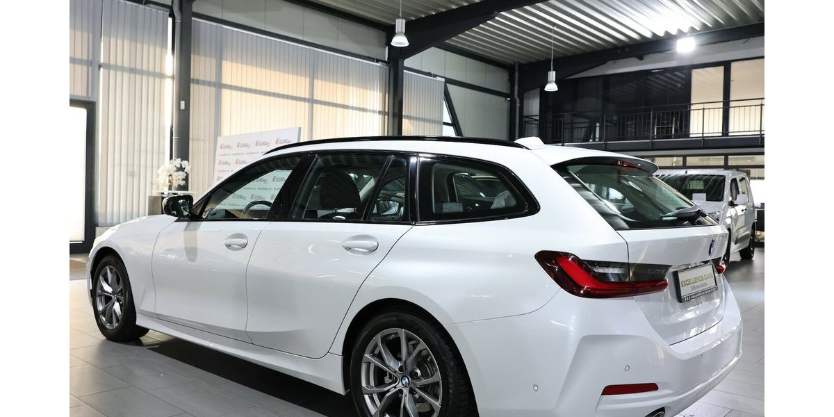BMW 318d Touring SPORT SHADOW CURVED+NAV+KAMERA,LED 105.000 km 23.883 &euro; Hamm 59077