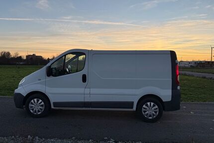 Renault Trafic 400.700 km 4.400 &euro; Soest 59494