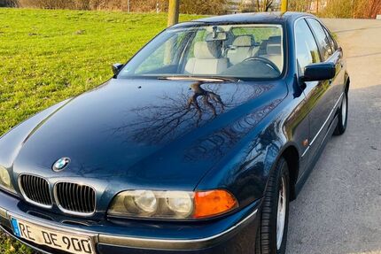 BMW 523 372.000 km 2.990 &euro; Münster 48161