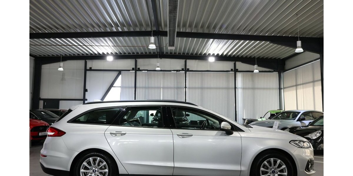 Ford Mondeo Tunier 2.0 EB / LED / NAVI+KAMERA / AHK 124.000 km 14.991 &euro; Hamm 59077