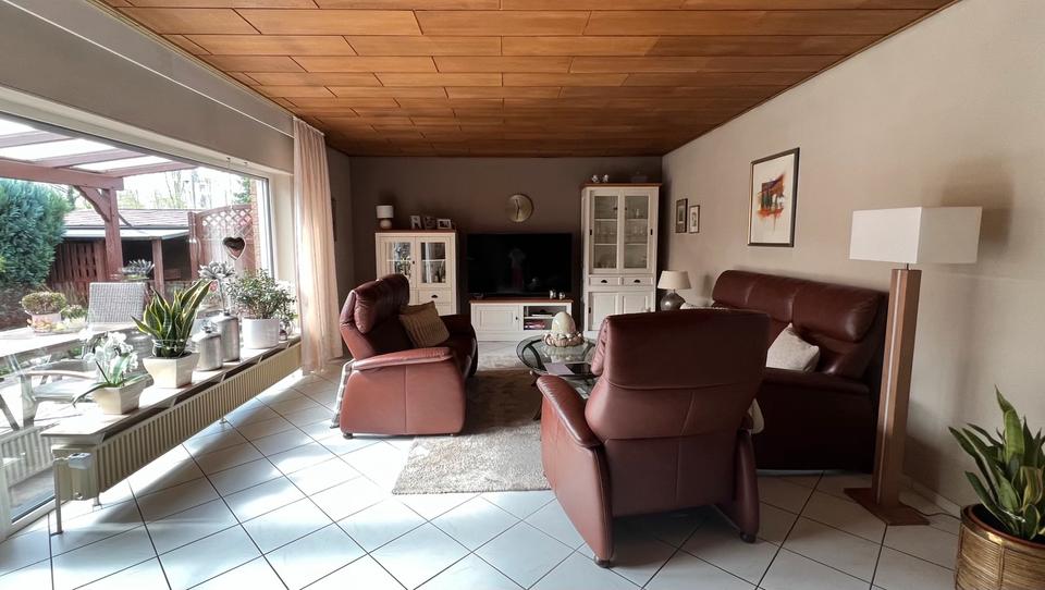 Bungalow Beckum - 5 Zimmer, 120 m&sup2;, 320.000&euro; | Angebot:25920096