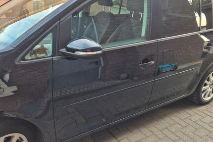 VW Touran 197.000 km 6.800 &euro; Telgte 48291