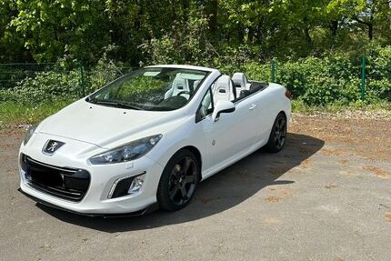 Peugeot 308 121.000 km 9.250 &euro; Kamen 59174