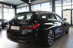 BMW 330d Touring ADVANTAGE / LED / LIVE+NAVI+ 149.000 km 21.993 &euro; Hamm 59077