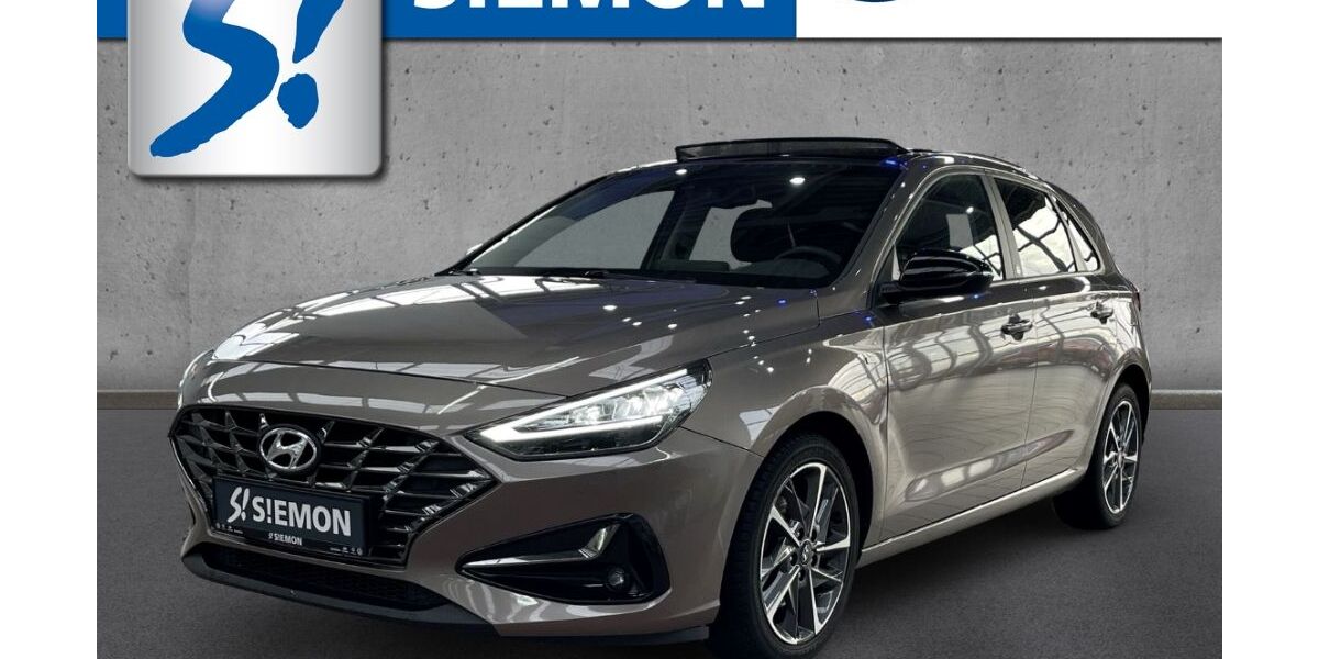 Hyundai i30 66.695 km 18.430 &euro; Münster 48153