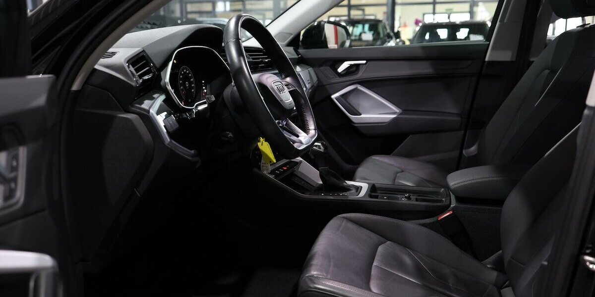 Audi Q3 40 TDI QUATTRO ADVANCED MATRIX-LED,VOLL-LEDER 86.000 km 29.999 &euro; Hamm 59077