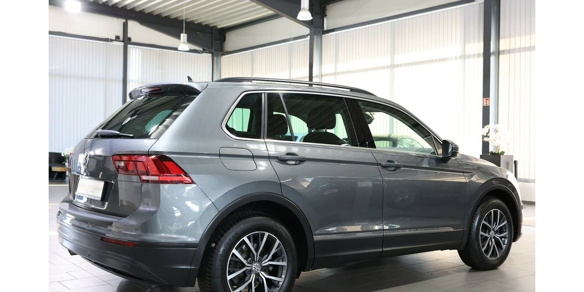 VW Tiguan 2.0 TDI Comfortline / LED, ACC+LANE, NAVI 125.000 km 19.555 &euro; Hamm 59077