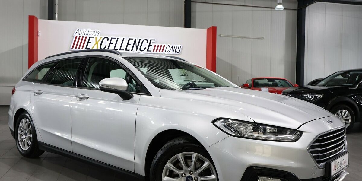 Ford Mondeo Tunier 2.0 EB / LED / NAVI+KAMERA / AHK 124.000 km 14.991 &euro; Hamm 59077