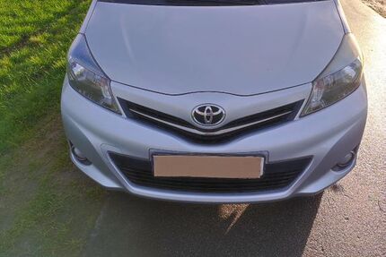 Toyota Yaris 171.000 km 5.099 &euro; Rheda-Wiedenbrück 33378