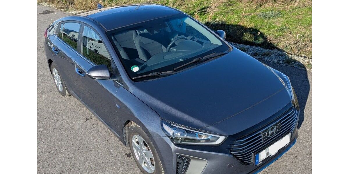 Hyundai IONIQ 130.000 km 10.500 &euro; Soest 59494
