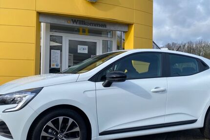 Renault Clio 15.000 km 17.990 &euro; Unna 59423