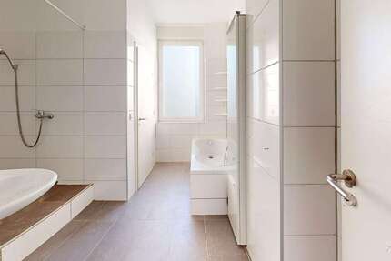 Großzügige 3,5-Zimmer-Eigentumswohnung mit Dachterrassen-Zugang und 2 Stellplätzen in HammHerringen - Haus Hamm Herringen | Angebot:22070469