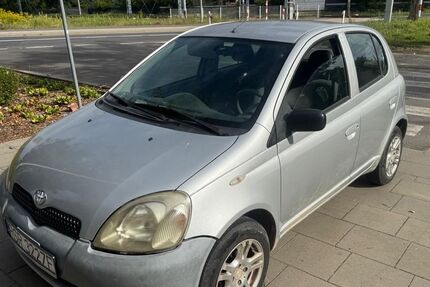 Toyota Yaris 200.000 km 850 &euro; Rheda-Wiedenbruck 33378