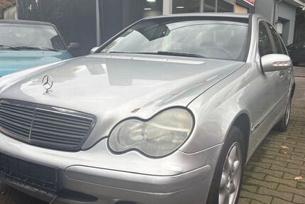 Mercedes-Benz C 200 228.891 km 1.995 &euro; Ahlen 59229
