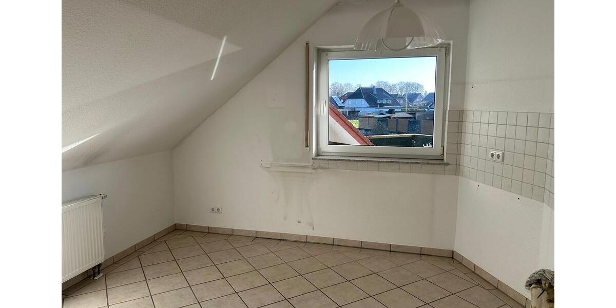 Dachgeschoßwohnung Welver - 3 Zimmer, 110 m&sup2;, 880&euro; | Angebot:24640537