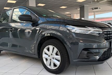 Dacia Sandero 32.450 km 17.390 &euro; Beckum 59269