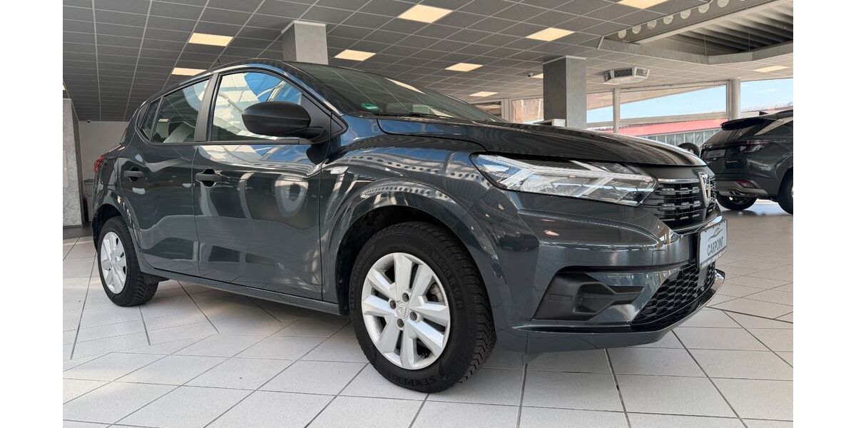 Dacia Sandero 32.450 km 17.390 &euro; Beckum 59269