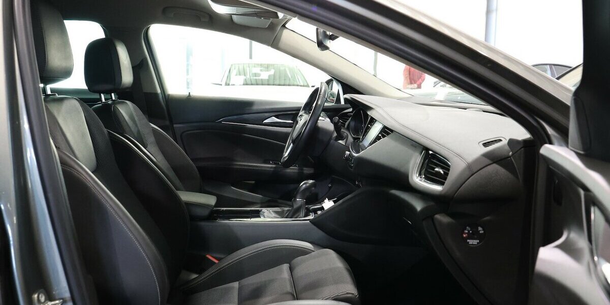 Opel Insignia ST 1.6 D BUSINESS INNOVATION / LED / 79.000 km 14.777 &euro; Hamm 59077