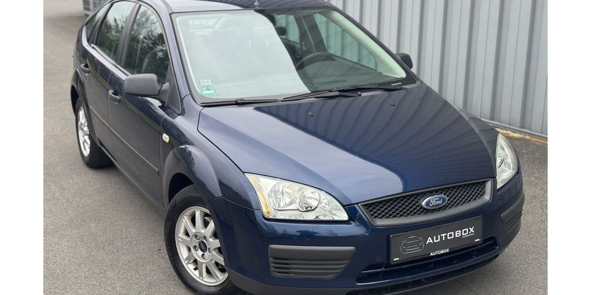 Ford Focus 86.794 km 3.499 &euro; Rheda-Wiedenbrück 33378
