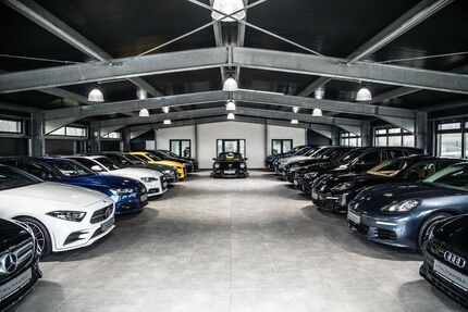 Audi Q4 e-tron 23.100 km 29.950 &euro; Beckum 59269