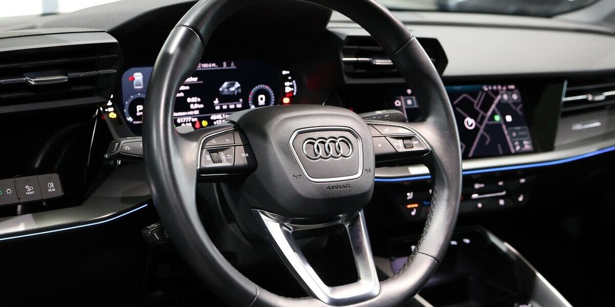 Audi A3 LIMOUSINE 30 TFSI S-LINE MATRIX, VOLL-LEDER 60.000 km 25.333 &euro; Hamm 59077