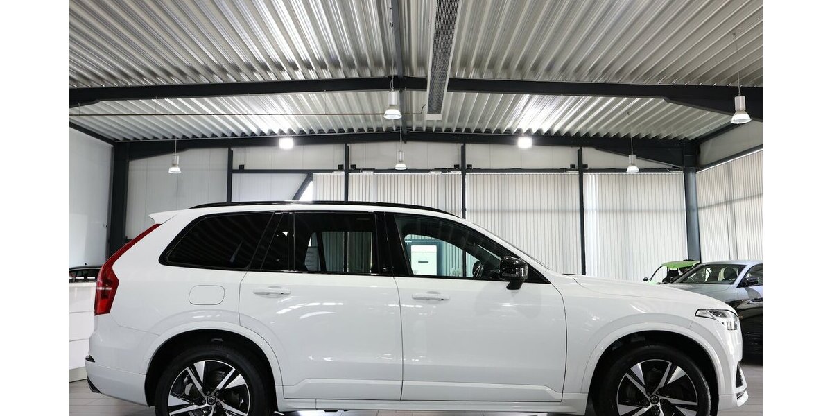Volvo XC90 RECHARGE P-HEV AWD R-DESIGN SPORT 7-SITZER 137.000 km 36.991 &euro; Hamm 59077
