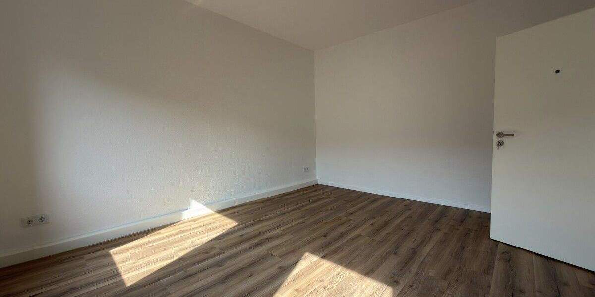 Etagenwohnung Soest - 4 Zimmer, 20 m&sup2;, 500&euro; | Angebot:26246111