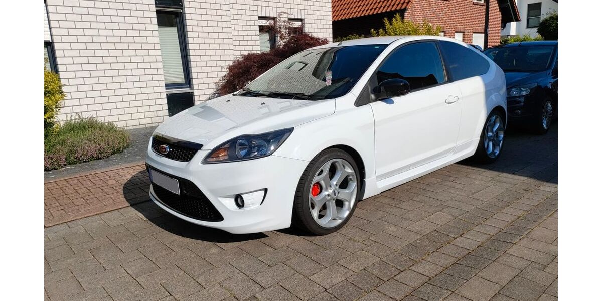Ford Focus 104.000 km 5.200 &euro; Nordkirchen 59394