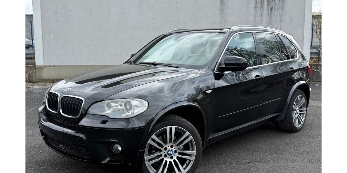 BMW X5 280.000 km 9.500 &euro; Soest 59494