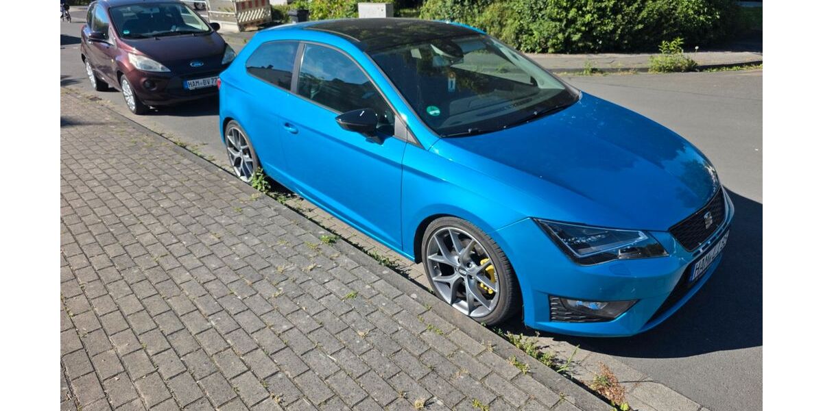 Seat Leon 195.000 km 6.750 &euro; Hamm 59077
