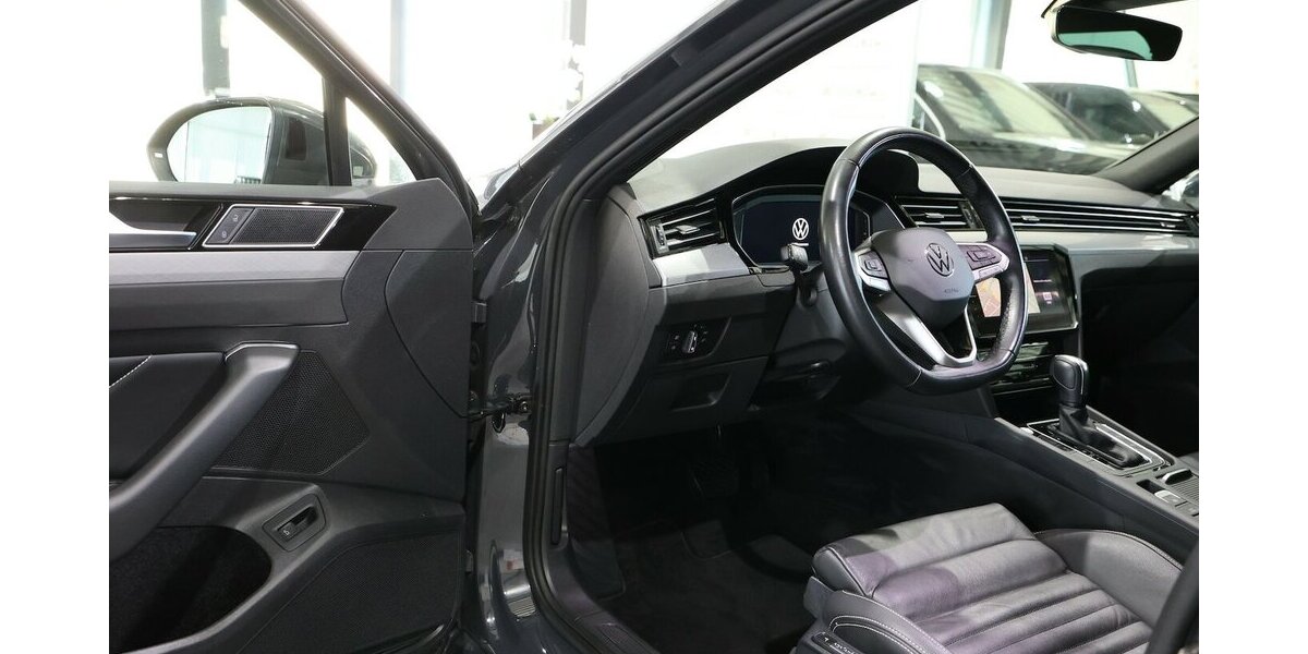 VW Passat Variant 2.0 TDI DSG BUSINESS IQ PANORAMA 122.000 km 22.222 &euro; Hamm 59077