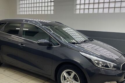 Kia ceed / Ceed 94.265 km 7.900 &euro; Kamen 59174