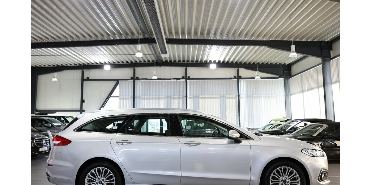 Ford Mondeo TUNIER 2.0 ECOBLUE TITANIUM / LED / AHK 145.000 km 15.555 &euro; Hamm 59077