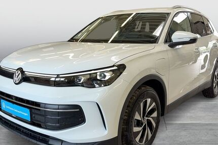 VW Tiguan 1.689 km 43.977 &euro; Unna 59423