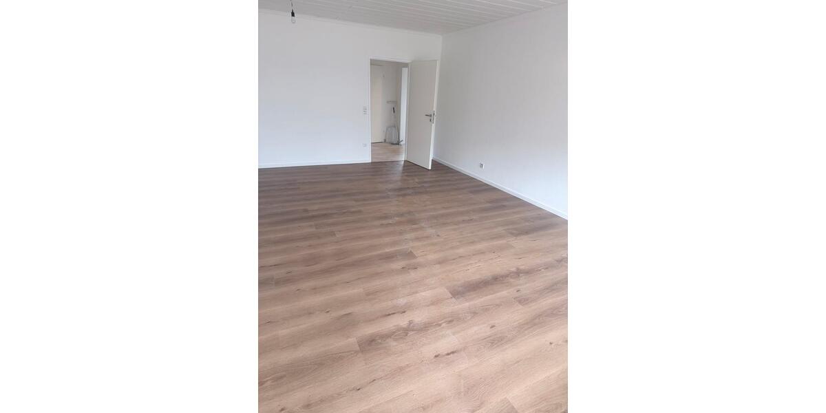 Etagenwohnung Beckum - 3.5 Zimmer, 98 m&sup2;, 980&euro; | Angebot:25933028