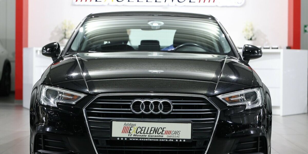 Audi A3 LIMOUSINE 1.4 TFSI BUSINESS / VIRTUAL-COCKPIT 119.000 km 15.993 &euro; Hamm 59077