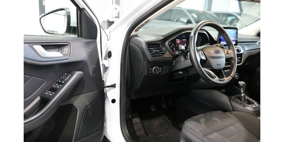 Ford Focus LIMOUSINE 1.5 EcoBlue ACTIVE WHITE / LED 83.000 km 14.331 &euro; Hamm 59077
