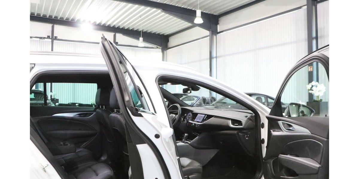 Opel Insignia 2.0 ST 4x4 OPC-LINE GSI WHITE / VC+HUD 140.000 km 18.991 &euro; Hamm 59077