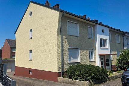 Haus Beckum - 12 Zimmer, 256 m&sup2;, 495.000&euro; | Angebot:27192185