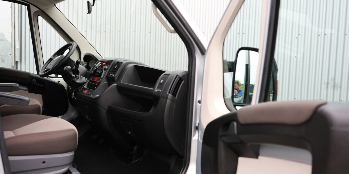 Fiat Ducato 2.3 140 MJT L2H2 / 9-SITZER / ROLLSTUHL 17.000 km 33.777 &euro; Hamm 59077