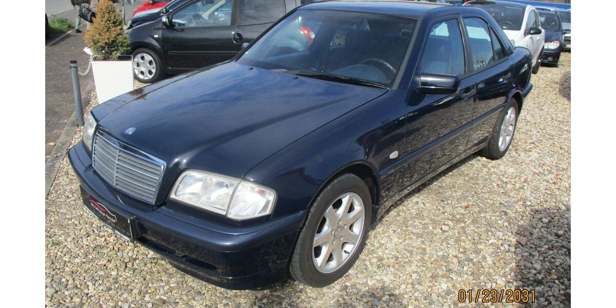 Mercedes-Benz C 180 249.632 km 2.499 &euro; Selm 59379