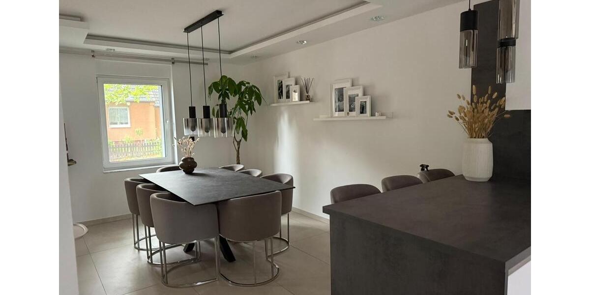 Einfamilienhaus Bergkamen - 3 Zimmer, 110 m&sup2;, 1.600&euro; | Angebot:26481032