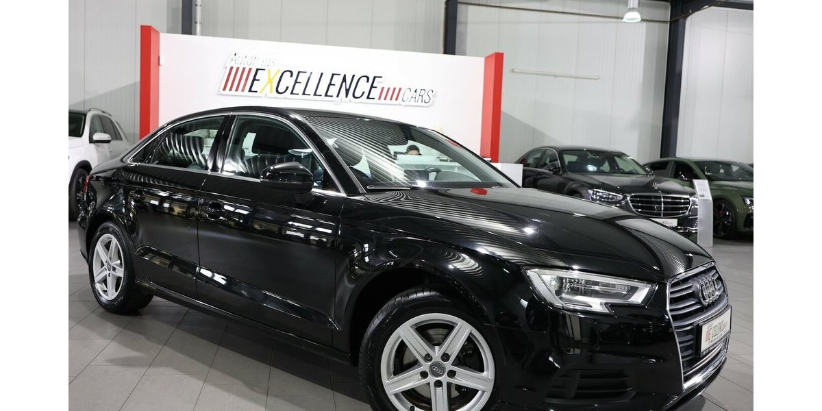 Audi A3 LIMOUSINE 1.4 TFSI BUSINESS / VIRTUAL-COCKPIT 119.000 km 15.993 &euro; Hamm 59077