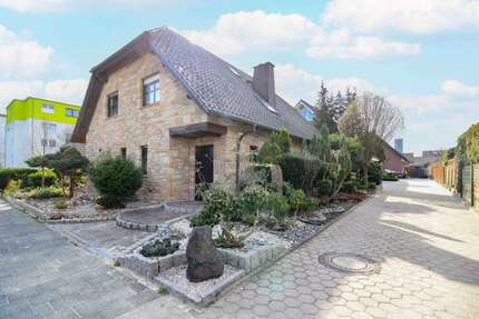 Haus Rheda-Wiedenbrück Wiedenbrück - 5 Zimmer, 145 m&sup2;, 498.000&euro; | Angebot:27099032