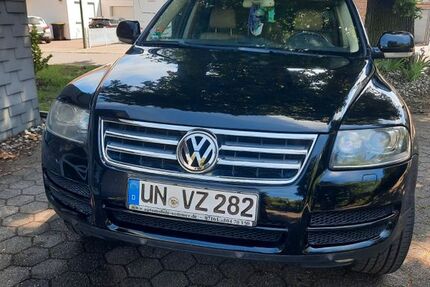 VW Touareg 246.000 km 2.700 &euro; Bergkamen 59192