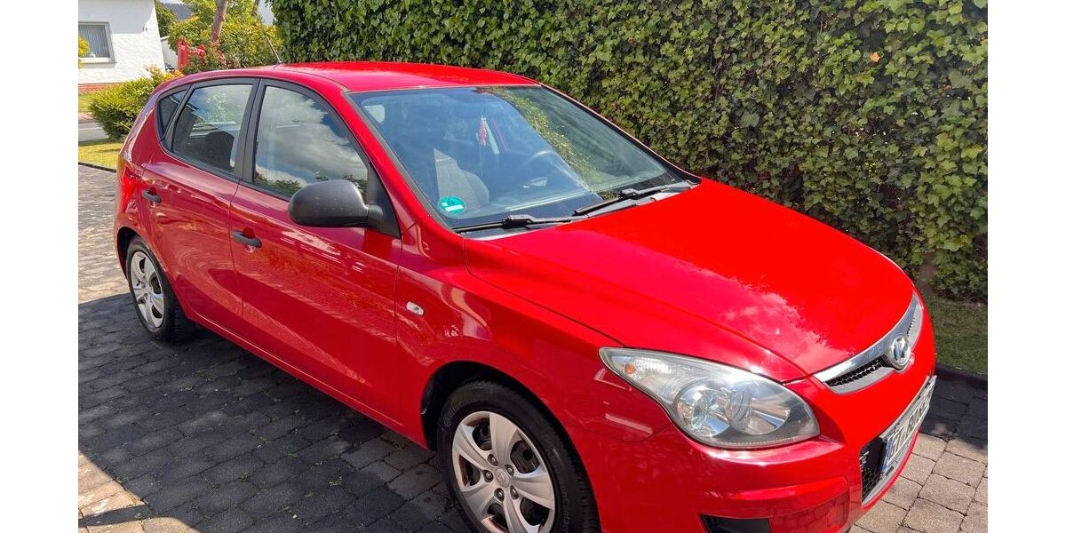 Hyundai i30 185.000 km 2.500 &euro; Langenberg 33449