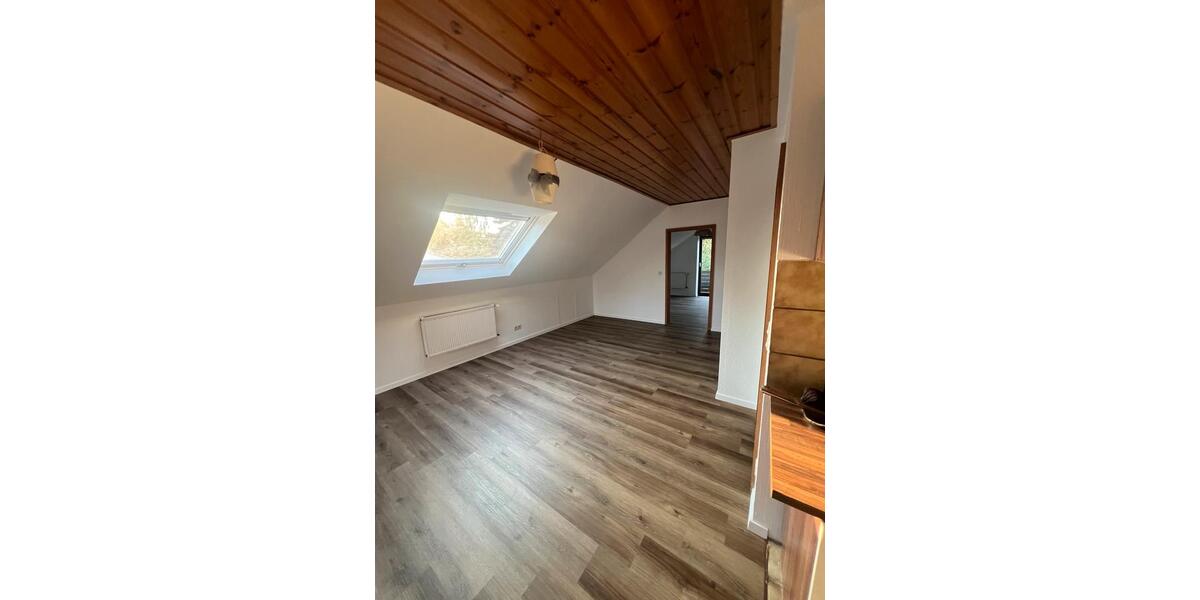 Dachgeschoßwohnung Ahlen - 2 Zimmer, 55 m&sup2;, 800&euro; | Angebot:25637332